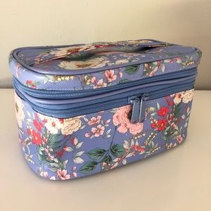Yuki Kim Makeup Train Case